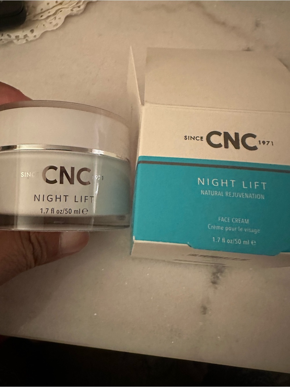 Night Lift Face Cream - Blue/White